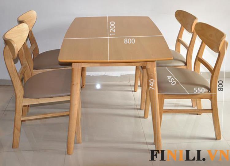 Bộ bàn ghế được làm từ gỗ cao su chống sâu bọ, mối mọt làm mục ruỗng