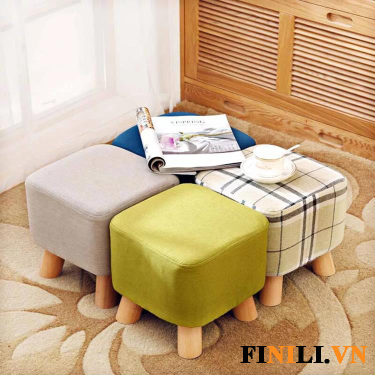 Ghế đôn sofa với thiết kế mang phong cách hiện đại và tinh gọn sẽ là điểm nhấn độc đáo cho không gian phòng khách của bạn