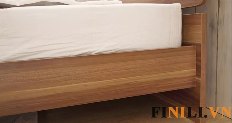 Giường ngủ gỗ cao cấp, kết cấu chắc chắn chịu được trọng lượng